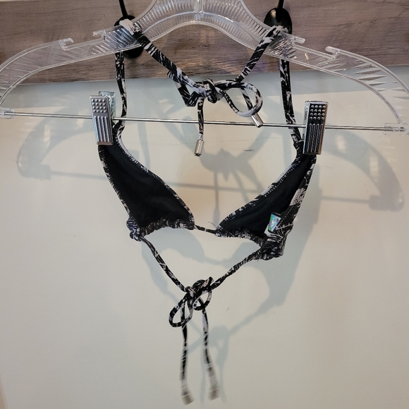 Diane Von Furstenburg Bikini - Picture 2 of 10